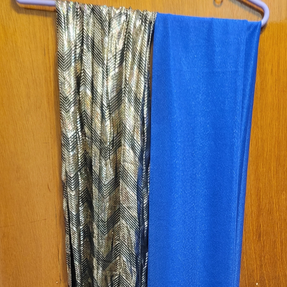 Scarves - Picture 2 of 4